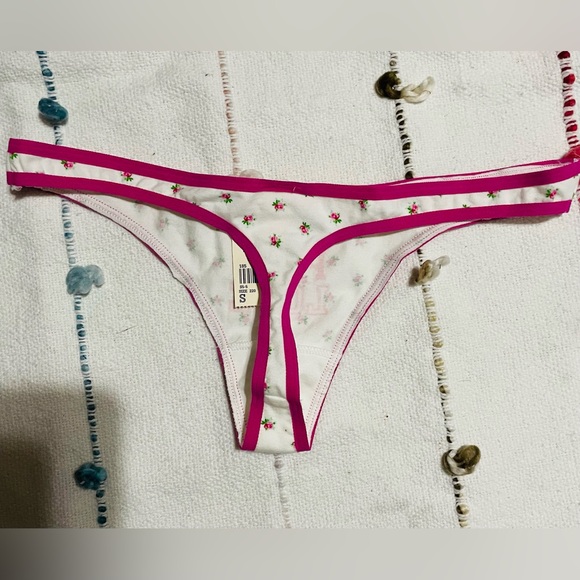 PINK Vintage Victoria's Secret Pink and White Low-Rise Thong - Picture 2 of 4